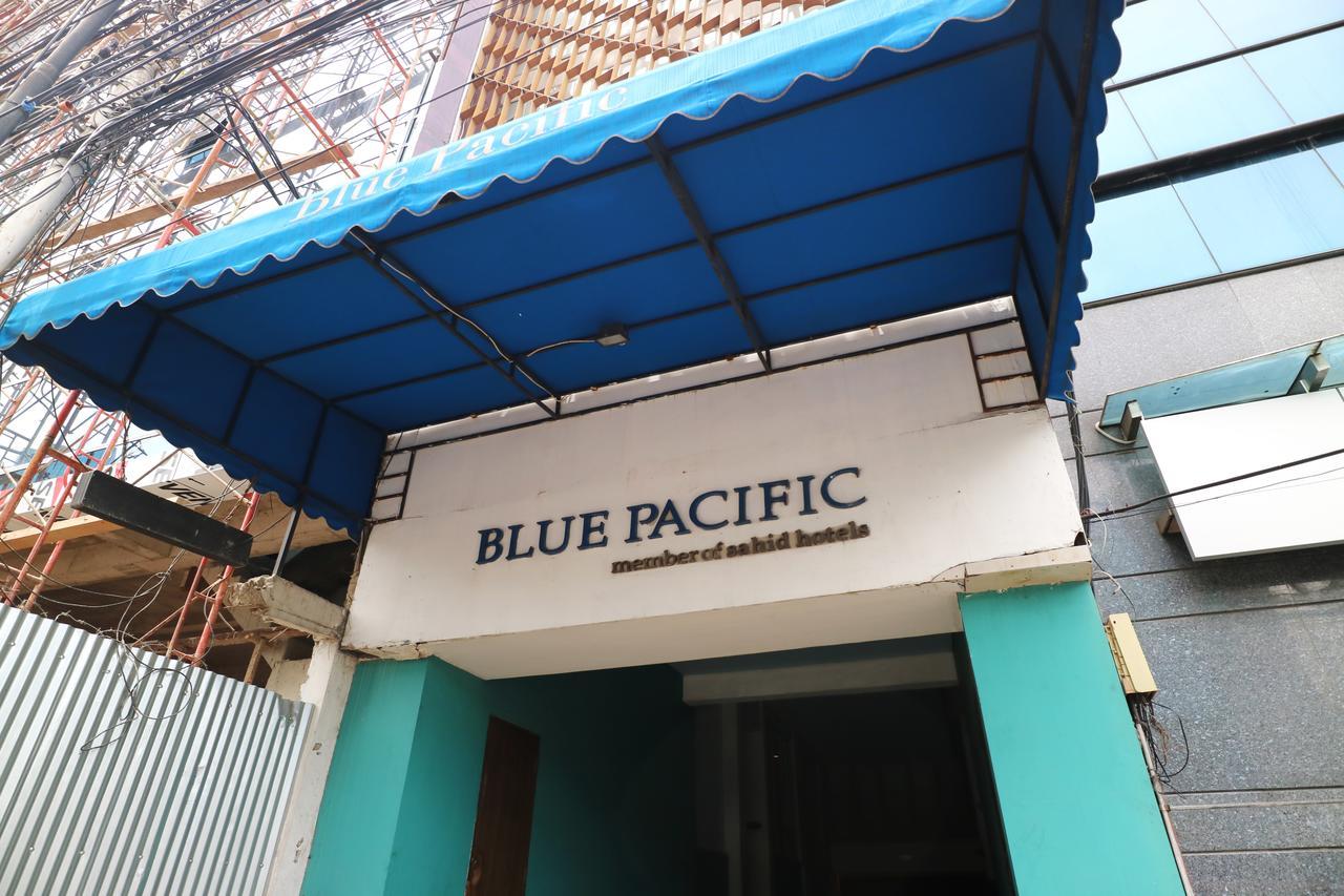 Hotel Blue Pacific Джакарта Экстерьер фото